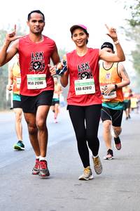 BIB: 21246, 82012, 0233
                            <button type="button" onclick="openModal(10165528)" class="btn btn-primary btn-sm float-right btn-popup" data-toggle="modal" data-target=".modal-high-quality">
                        <i class="fas fa-shopping-cart"></i> Add to Cart
                    </button>
                                            <button type="button" onclick="isThisMe(10165528, true)" class="btn btn-success btn-sm float-right btn-popup btn-isme hidden" data-toggle="tooltip" data-placement="bottom" title="นี่คือรูปของคุณใช่ไหม คลิกที่นี่เพื่อเอาเข้าอัลบั้ม">
                        <i class="fas fa-plus"></i> Add to album
                    </button>
                    <button type="button" onclick="isThisMe(10165528, false)" class="btn btn-warning btn-sm float-right btn-popup btn-isnotme hidden">
                        <i class="fas fa-ban"></i> Remove from album
                    </button>